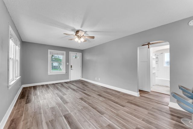 2151 N Rogers Avenue, Springfield, MO 65803