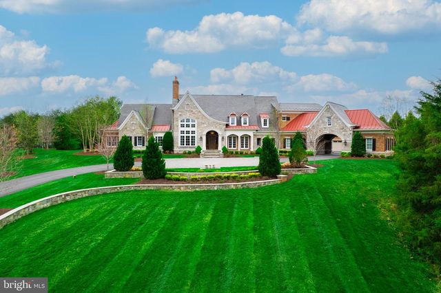 22577 CREIGHTON FARMS DR, Leesburg, VA 20175