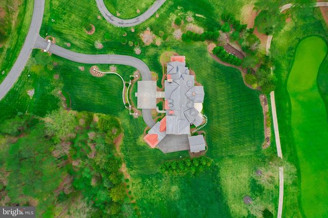 22577 CREIGHTON FARMS DR, Leesburg, VA 20175