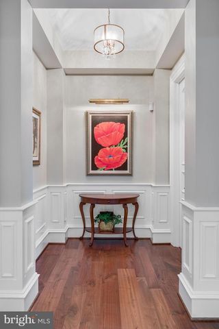 22577 CREIGHTON FARMS DR, Leesburg, VA 20175