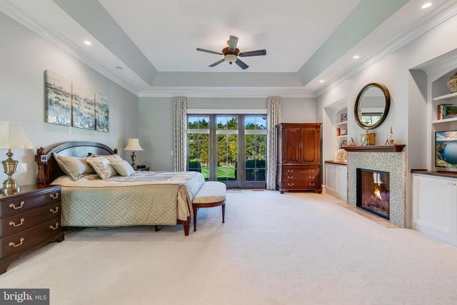 22577 CREIGHTON FARMS DR, Leesburg, VA 20175