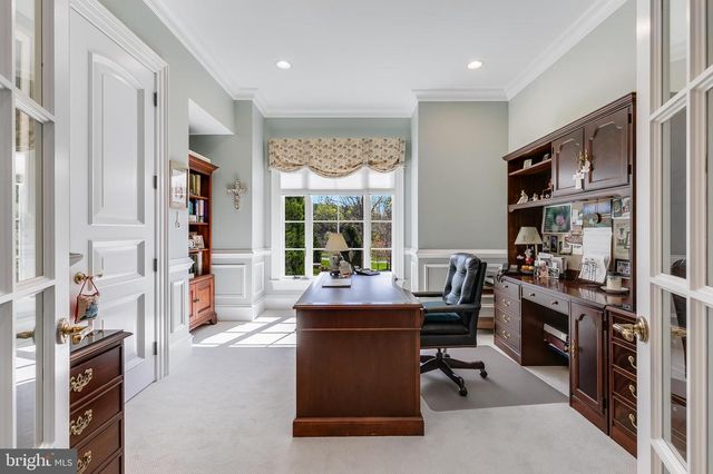 22577 CREIGHTON FARMS DR, Leesburg, VA 20175