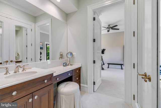 22577 CREIGHTON FARMS DR, Leesburg, VA 20175