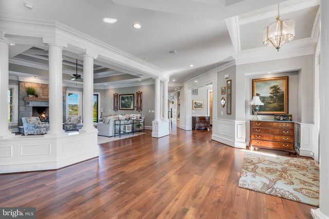 22577 CREIGHTON FARMS DR, Leesburg, VA 20175