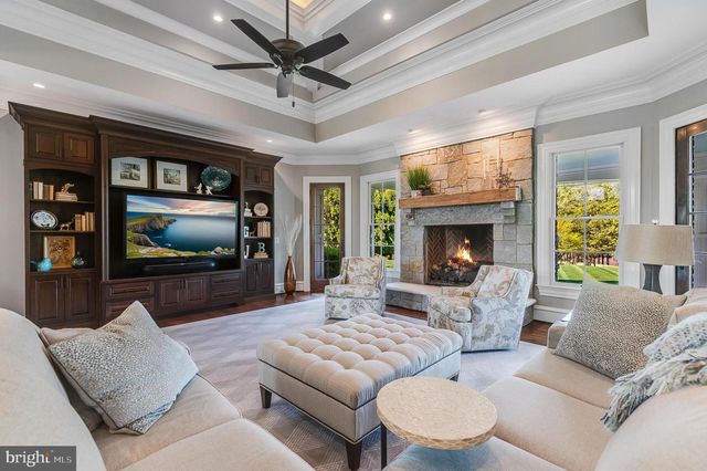 22577 CREIGHTON FARMS DR, Leesburg, VA 20175