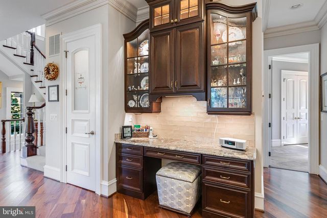 22577 CREIGHTON FARMS DR, Leesburg, VA 20175