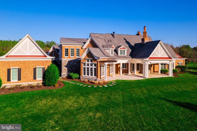 22577 CREIGHTON FARMS DR, Leesburg, VA 20175