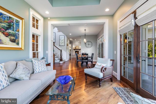 22577 CREIGHTON FARMS DR, Leesburg, VA 20175