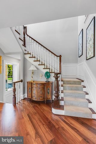 22577 CREIGHTON FARMS DR, Leesburg, VA 20175