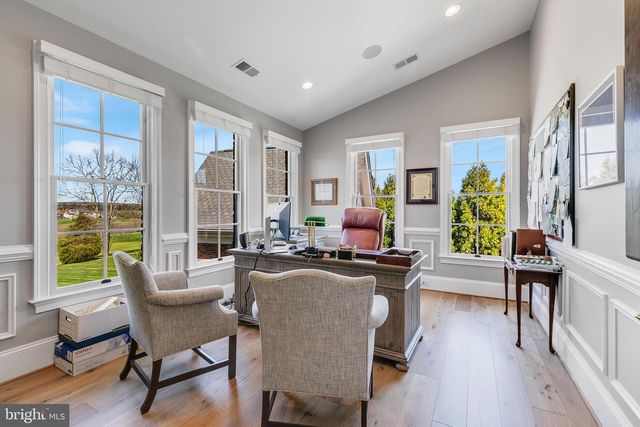 22577 CREIGHTON FARMS DR, Leesburg, VA 20175