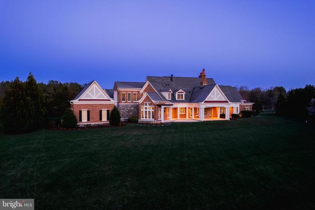 22577 CREIGHTON FARMS DR, Leesburg, VA 20175