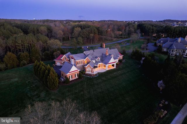 22577 CREIGHTON FARMS DR, Leesburg, VA 20175