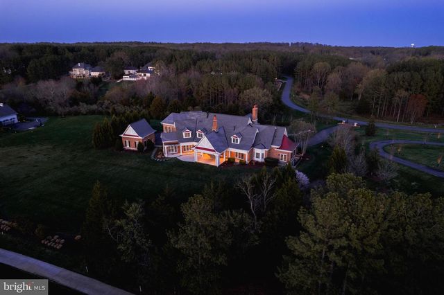 22577 CREIGHTON FARMS DR, Leesburg, VA 20175