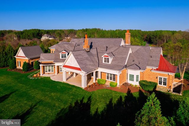 22577 CREIGHTON FARMS DR, Leesburg, VA 20175