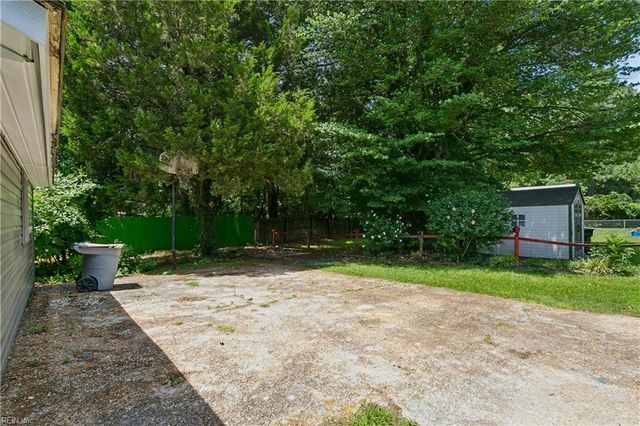 2811 Ryland RD, Hampton, VA 23661