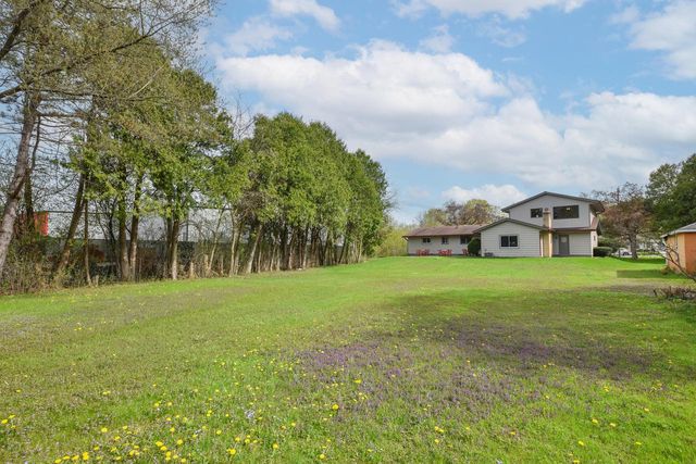 3910 Calumet ROAD, Brown Deer, WI 53209