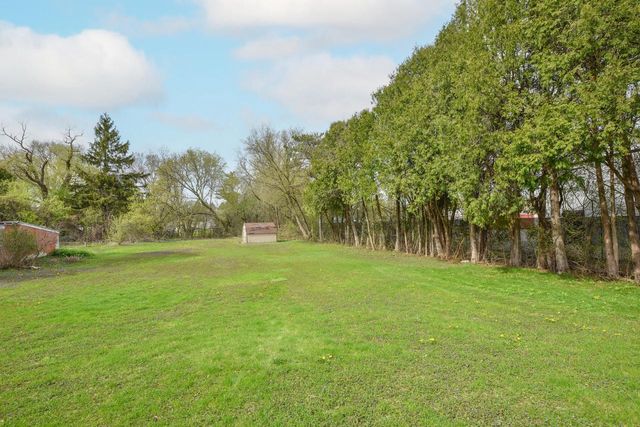 3910 Calumet ROAD, Brown Deer, WI 53209