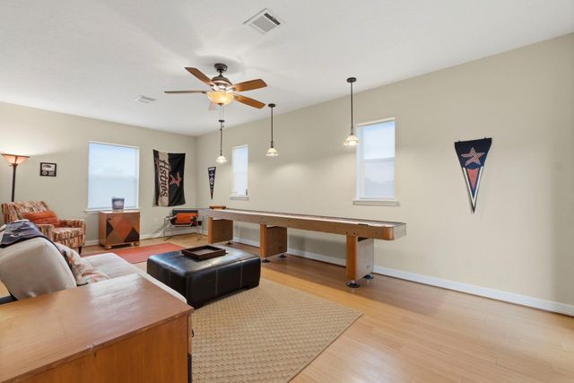 295 Bayview Lane, Livingston, TX 77351