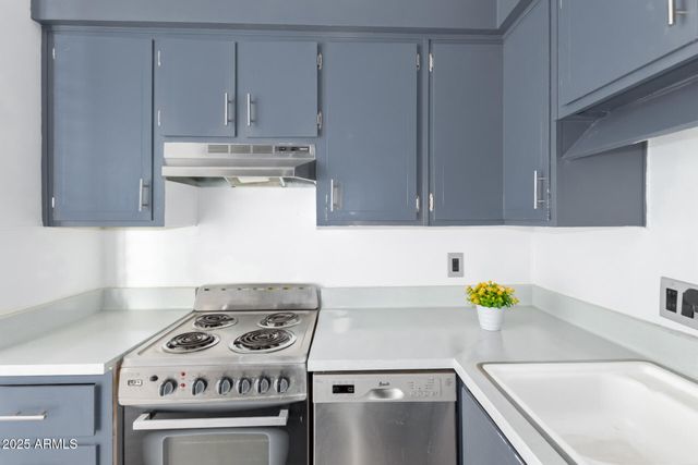 2406 W CAMPBELL Avenue 143, Phoenix, AZ 85015