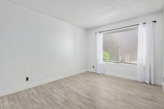 2406 W CAMPBELL Avenue 143, Phoenix, AZ 85015