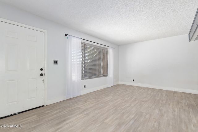 2406 W CAMPBELL Avenue 143, Phoenix, AZ 85015