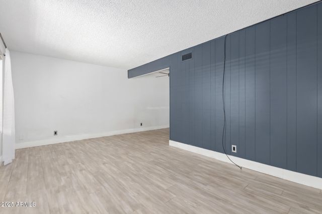 2406 W CAMPBELL Avenue 143, Phoenix, AZ 85015