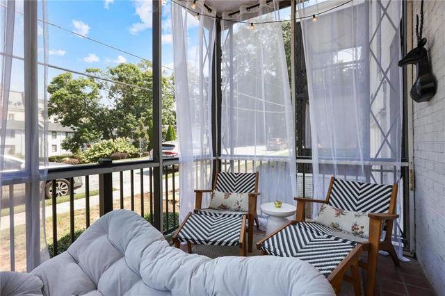 88 Peachtree Memorial Drive NW 2, Atlanta, GA 30309
