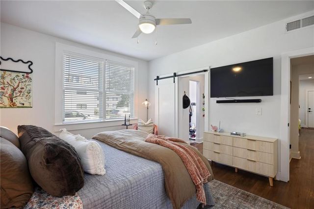 88 Peachtree Memorial Drive NW 2, Atlanta, GA 30309