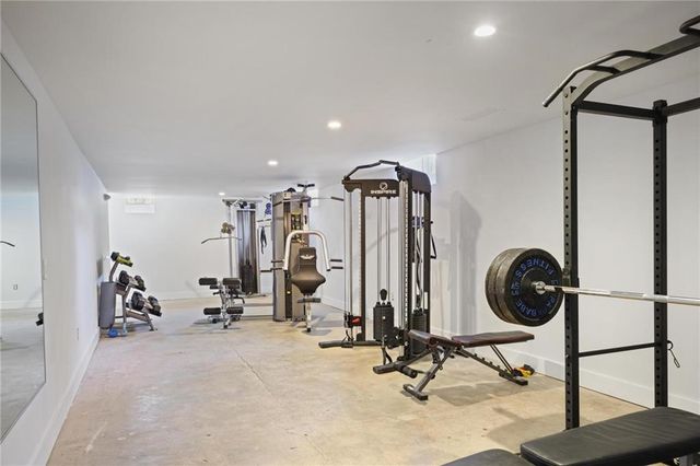 88 Peachtree Memorial Drive NW 2, Atlanta, GA 30309