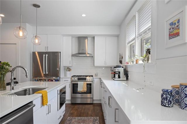 88 Peachtree Memorial Drive NW 2, Atlanta, GA 30309