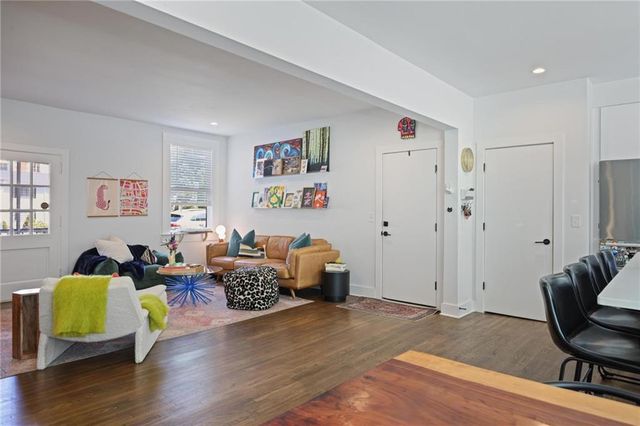 88 Peachtree Memorial Drive NW 2, Atlanta, GA 30309