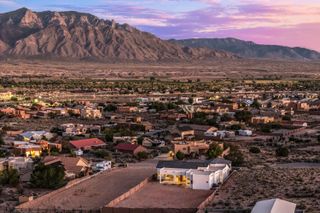 6809 Japura Court NE, Rio Rancho, NM 87144