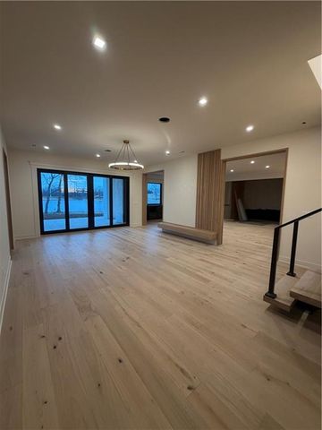 8976 Ginger Street, Lenexa, KS 66227