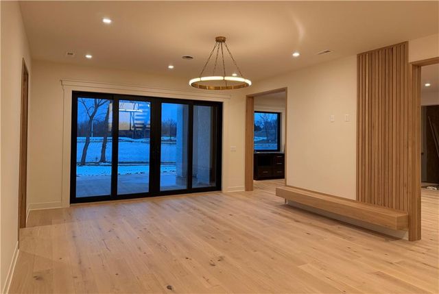 8976 Ginger Street, Lenexa, KS 66227