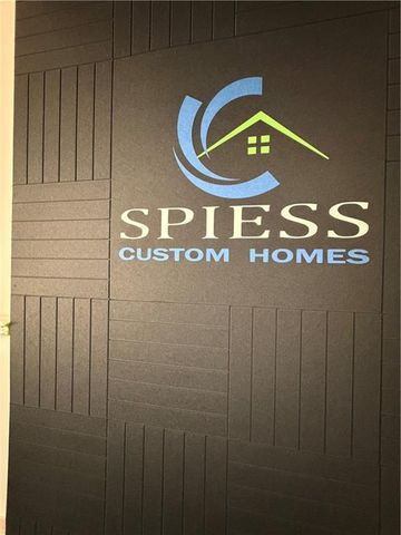 8976 Ginger Street, Lenexa, KS 66227