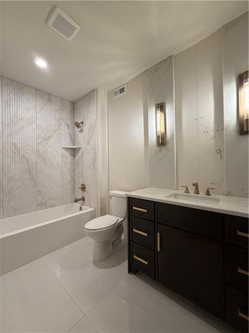 8976 Ginger Street, Lenexa, KS 66227