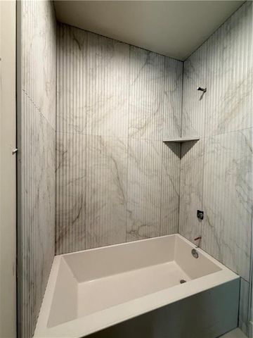 8976 Ginger Street, Lenexa, KS 66227