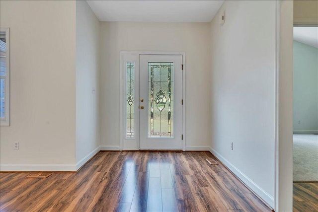 141 Chestnut Creek DR, Hardy, VA 24101