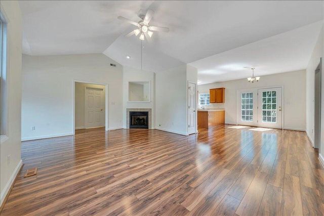 141 Chestnut Creek DR, Hardy, VA 24101