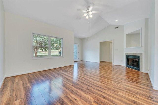 141 Chestnut Creek DR, Hardy, VA 24101