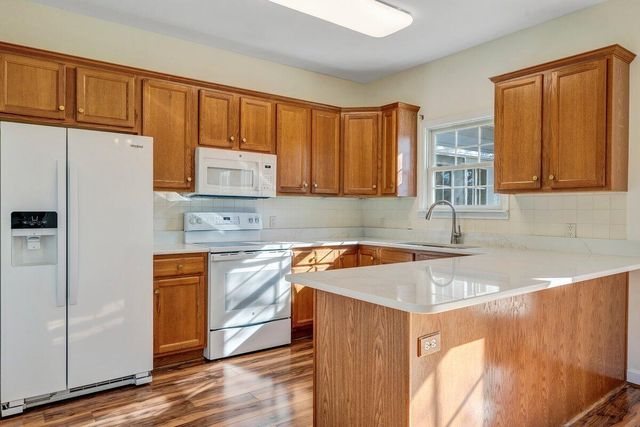 141 Chestnut Creek DR, Hardy, VA 24101