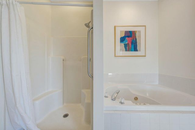 141 Chestnut Creek DR, Hardy, VA 24101