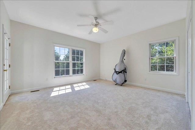 141 Chestnut Creek DR, Hardy, VA 24101