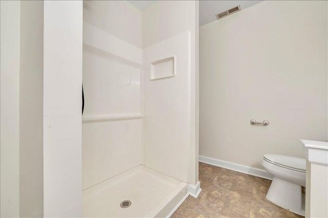 141 Chestnut Creek DR, Hardy, VA 24101