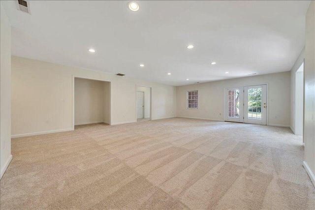 141 Chestnut Creek DR, Hardy, VA 24101