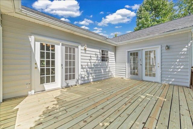 141 Chestnut Creek DR, Hardy, VA 24101