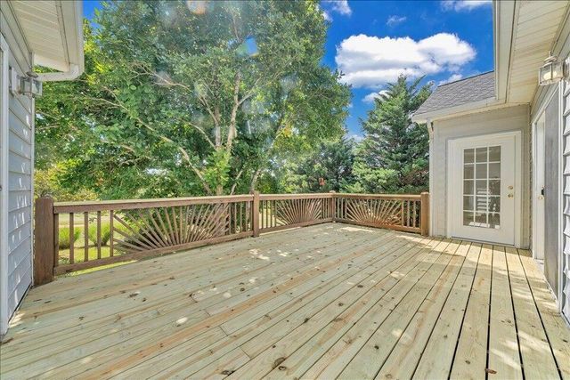 141 Chestnut Creek DR, Hardy, VA 24101