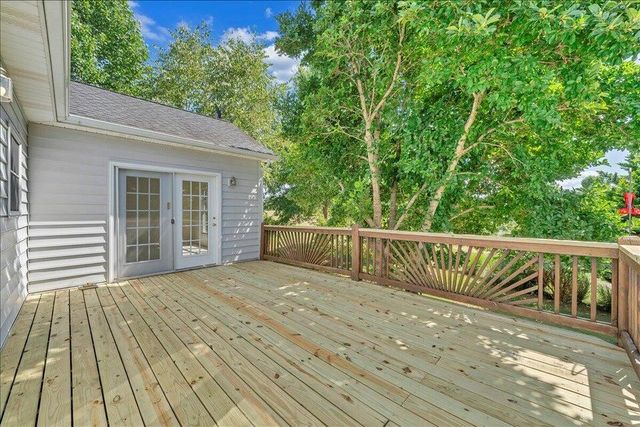 141 Chestnut Creek DR, Hardy, VA 24101