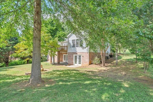 141 Chestnut Creek DR, Hardy, VA 24101