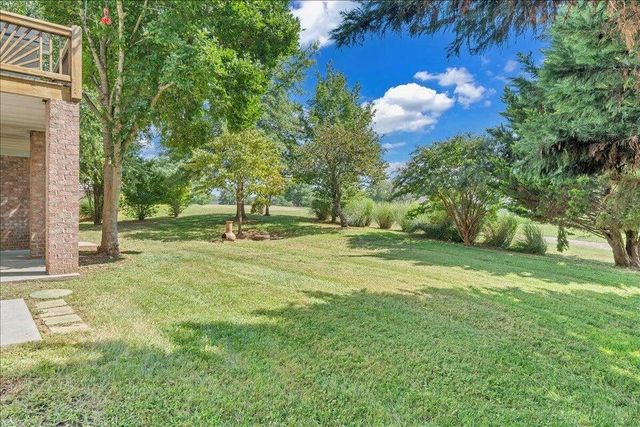 141 Chestnut Creek DR, Hardy, VA 24101